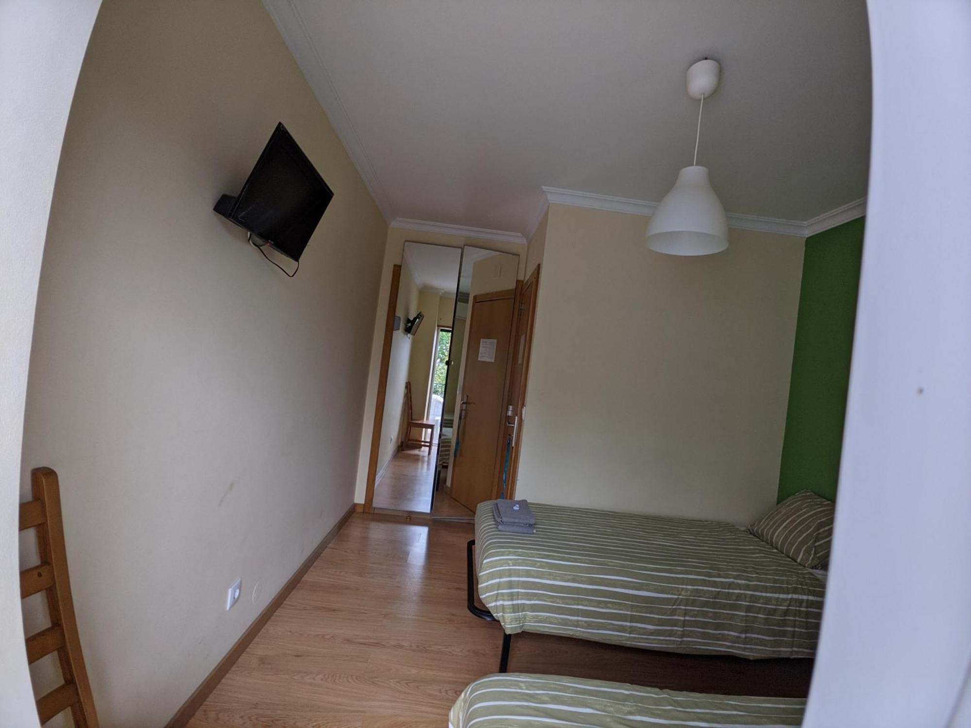 Hotel Residencial Marialva Park Corroios Exterior foto