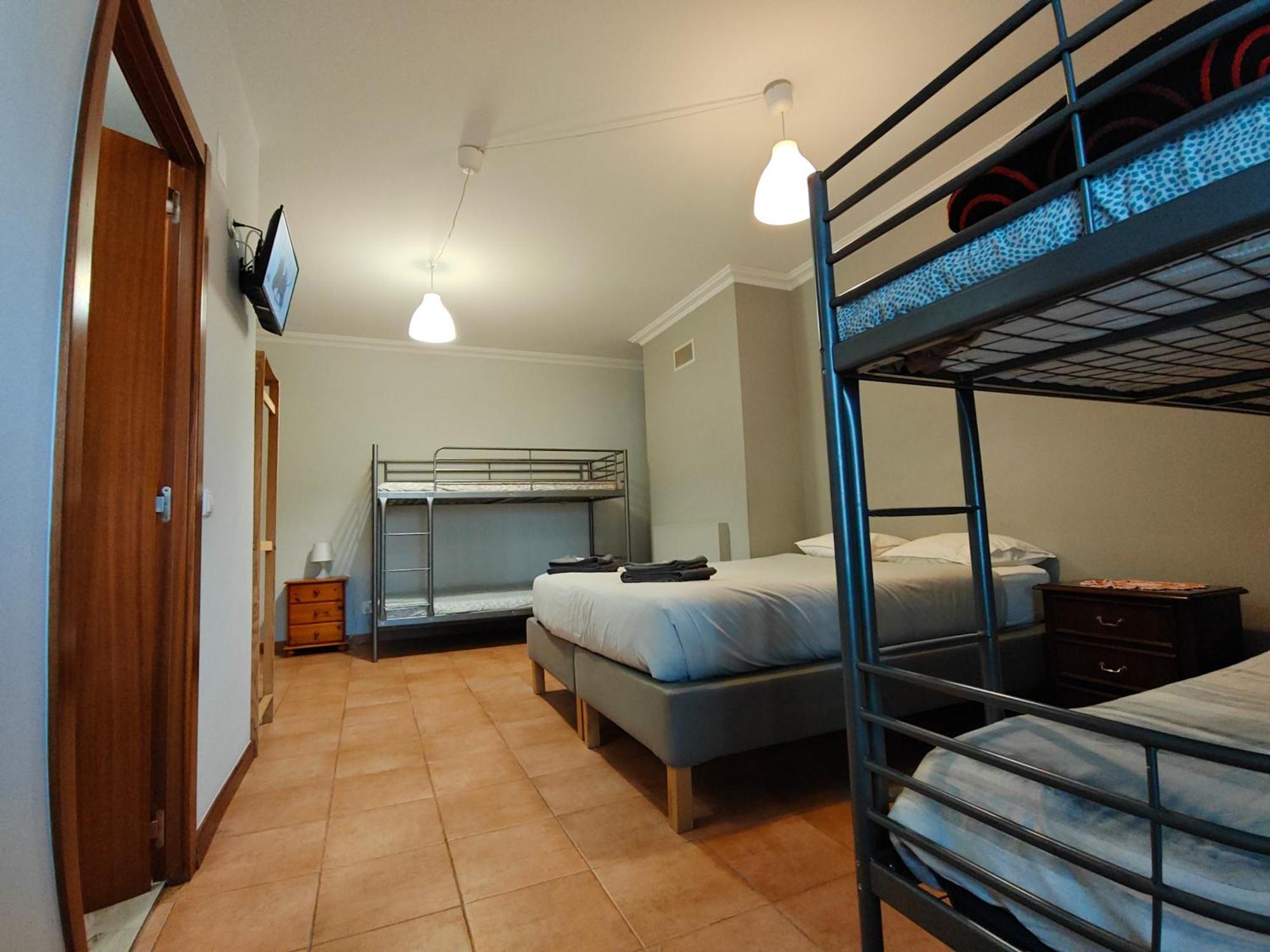 Hotel Residencial Marialva Park Corroios Exterior foto